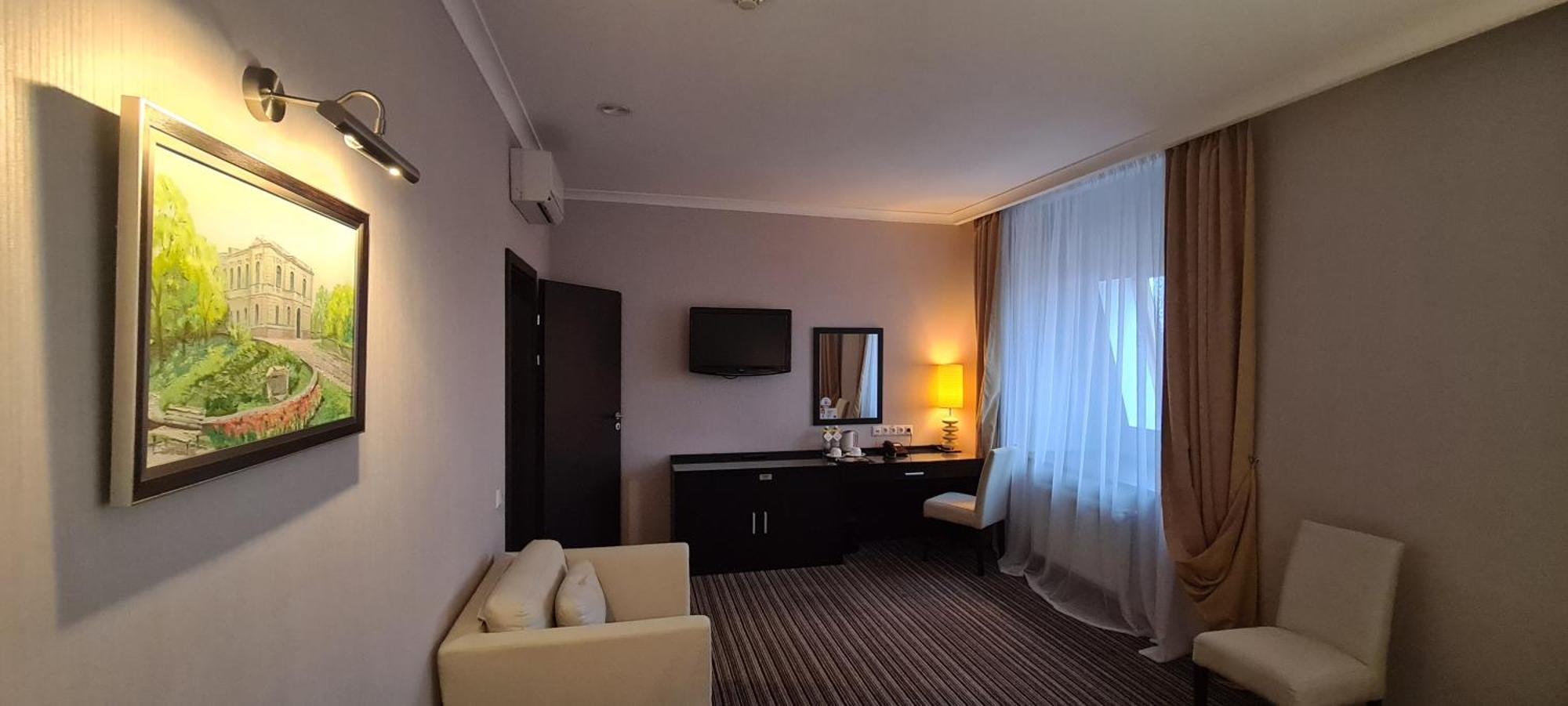Optima Sumy Hotel Ngoại thất bức ảnh