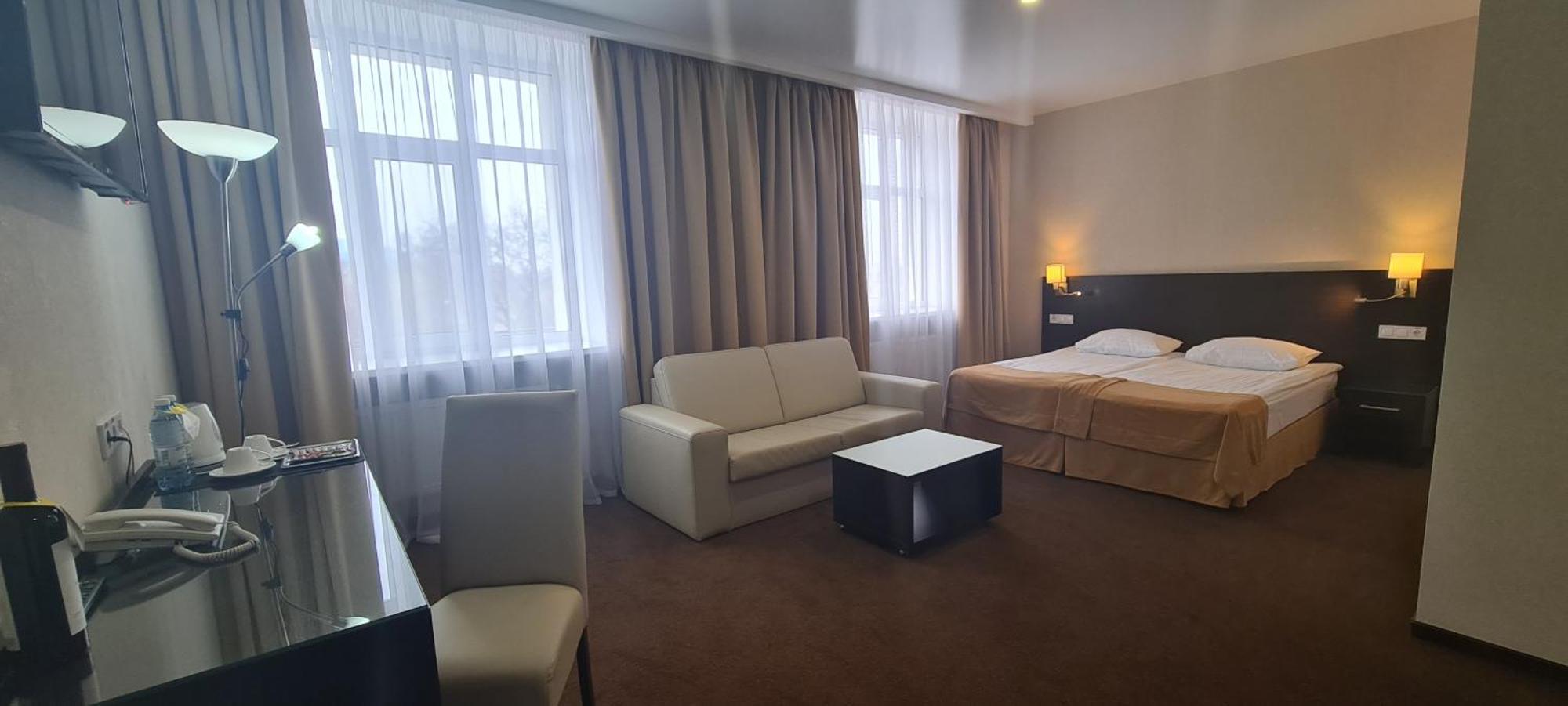 Optima Sumy Hotel Ngoại thất bức ảnh