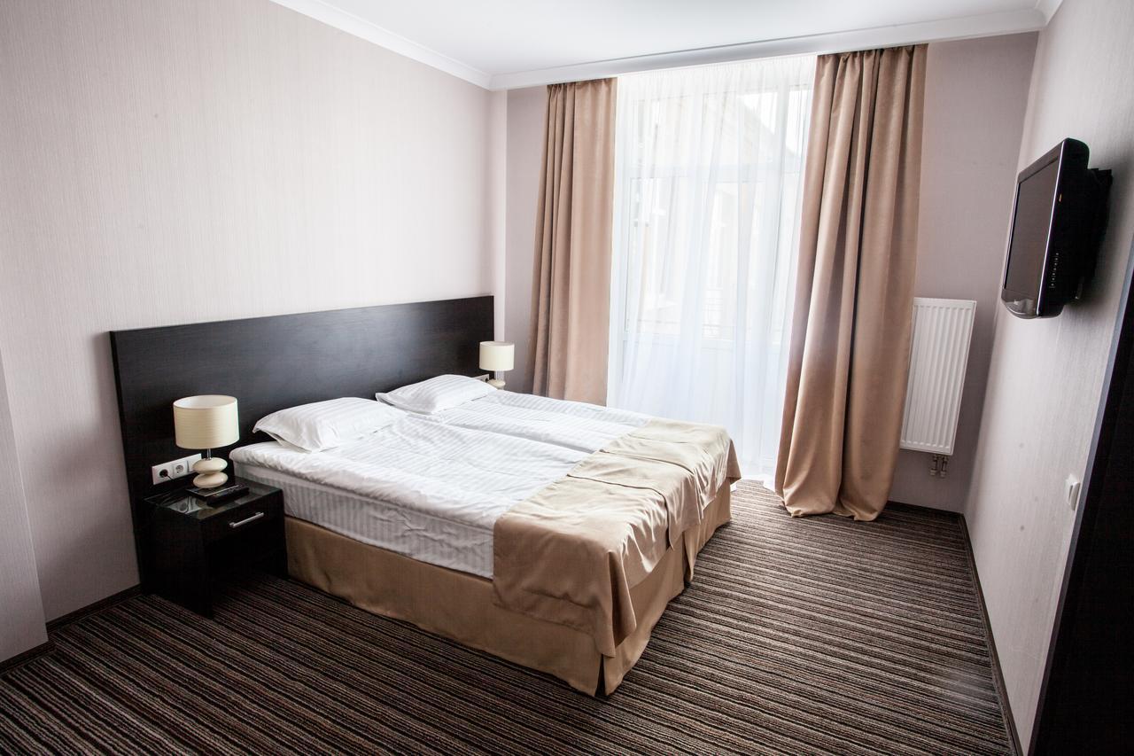 Optima Sumy Hotel Ngoại thất bức ảnh
